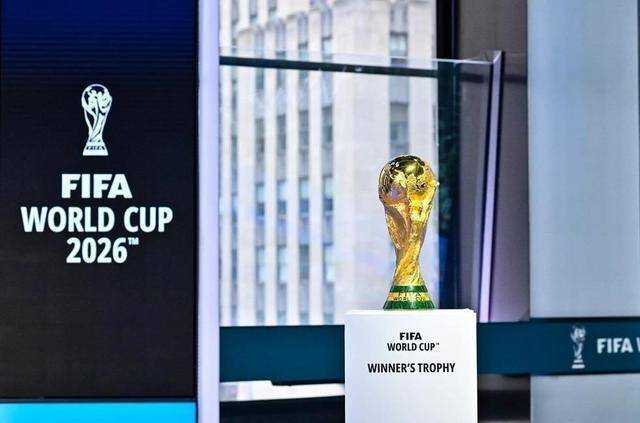 看世界杯难了！FIFA想讹天价转播费，央视这次变硬气，国足立大功